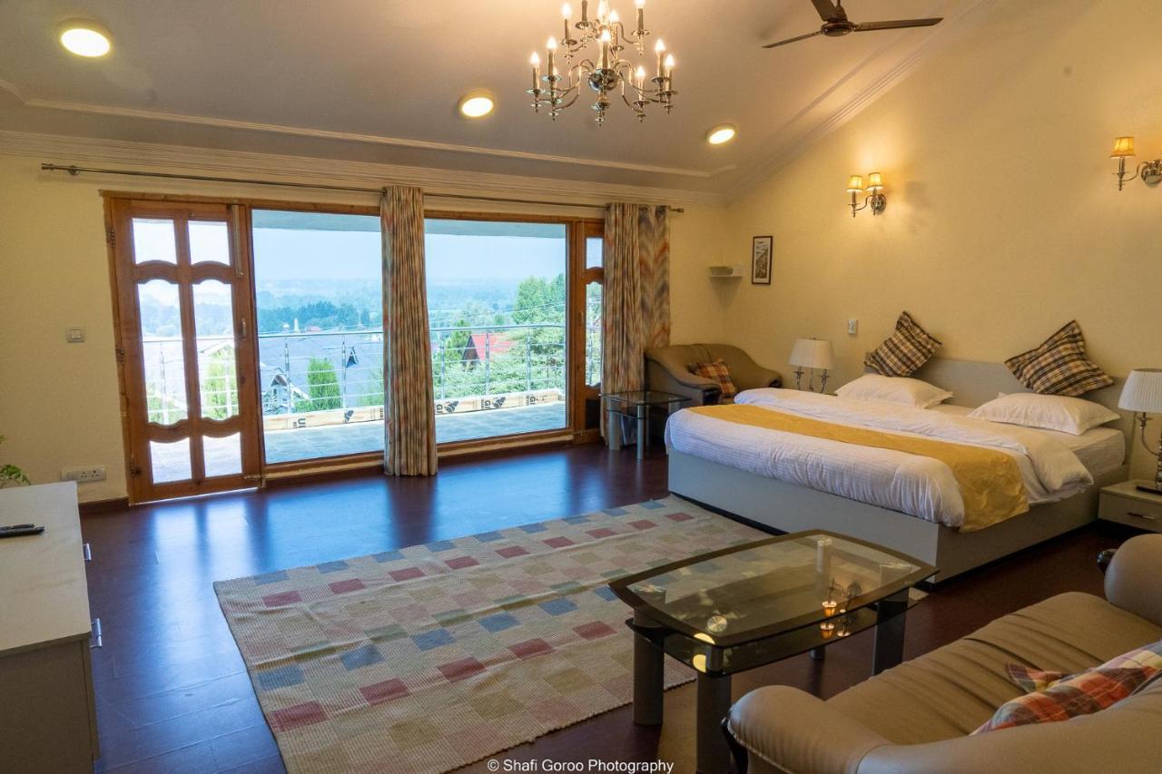 Orania Hotel Srīnagar Екстериор снимка